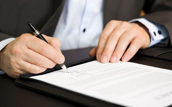 ¿Qué es un contrato y por qué es importante?